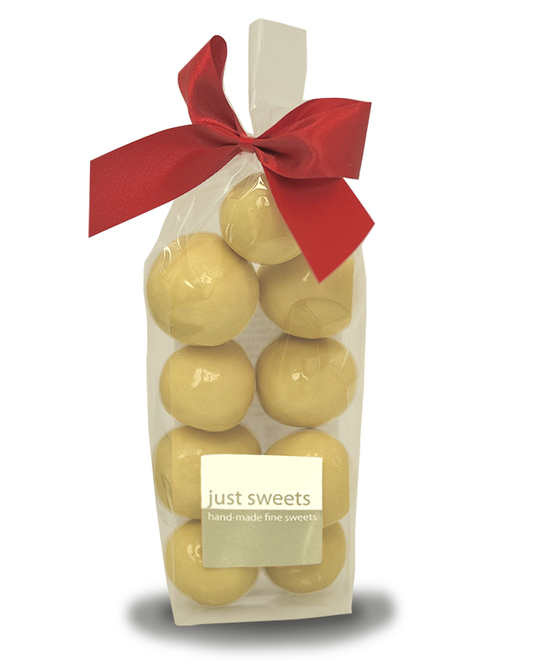 White Premium Couverture Chocolate Coated Freeze Dried Strawberries 150g